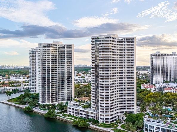 3000 Island Blvd 2902, Aventura FL 33160