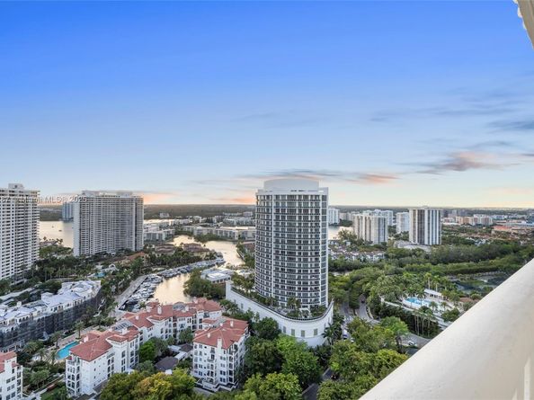 3000 Island Blvd 2902, Aventura FL 33160