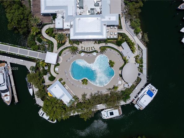 3000 Island Blvd 2902, Aventura FL 33160