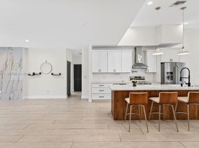 1126 NE 16th Ct, Fort Lauderdale FL 33305