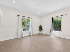 1126 NE 16th Ct, Fort Lauderdale FL 33305