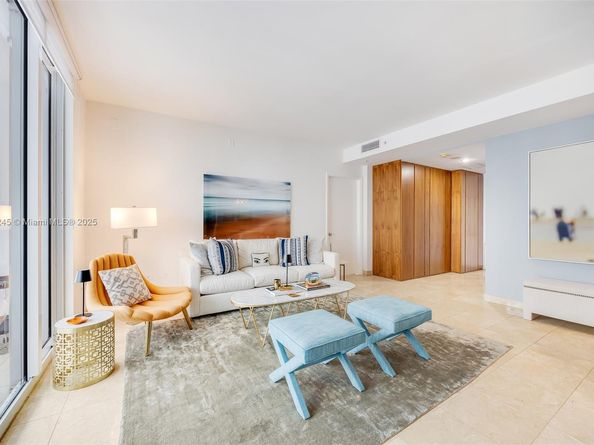 801 Brickell Key Blvd 3010, Miami FL 33131