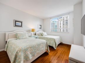 801 Brickell Key Blvd 3010, Miami FL 33131