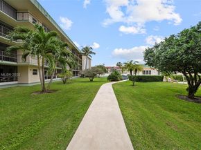 810 SE 7th St 306, Deerfield Beach FL 33441
