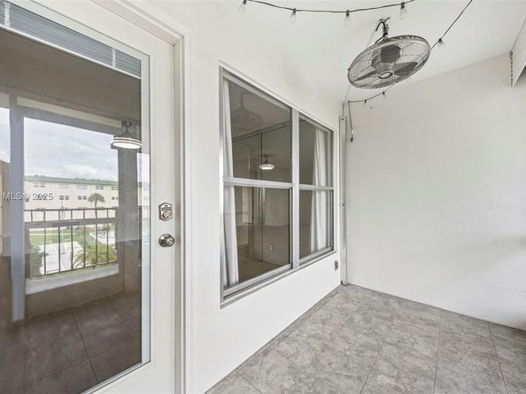 810 SE 7th St 306, Deerfield Beach FL 33441