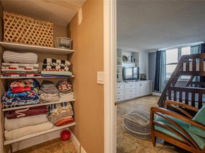 437 Golden Isles Dr 9BC, Hallandale Beach FL 33009