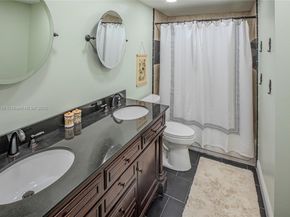 437 Golden Isles Dr 9BC, Hallandale Beach FL 33009