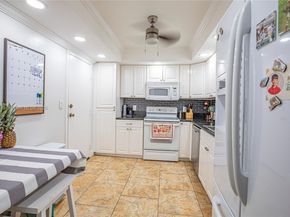 437 Golden Isles Dr 9BC, Hallandale Beach FL 33009