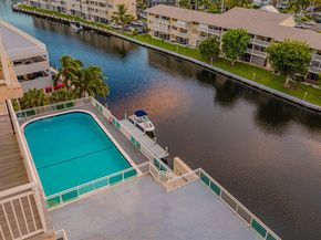 437 Golden Isles Dr 9BC, Hallandale Beach FL 33009