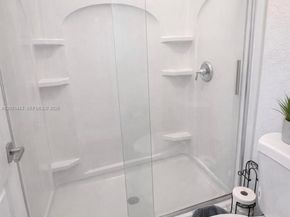 3533 NW 30th Ct, Lauderdale Lakes FL 33311