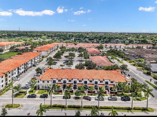 3533 NW 30th Ct, Lauderdale Lakes FL 33311
