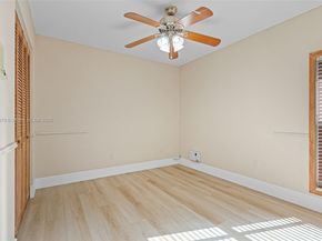 18805 W Lake Dr, Hialeah FL 33015
