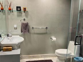 1800 Ocean Dr 1408, Hallandale Beach FL 33009