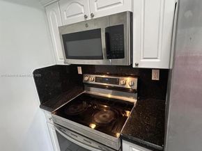15201 SW 80 Street 302, Miami FL 33193