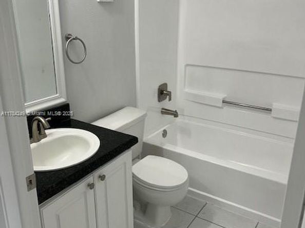 15201 SW 80 Street 302, Miami FL 33193