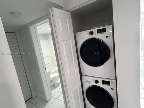 15201 SW 80 Street 302, Miami FL 33193
