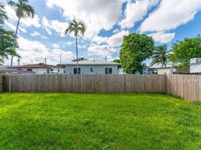 3840 SW 91st Ave, Miami FL 33165