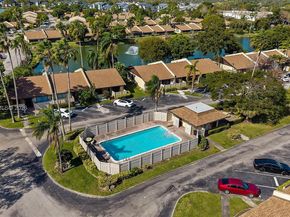 795 Banks Rd, Margate FL 33063