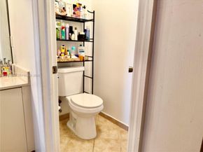 2048 NE 35th Ave, Homestead FL 33033