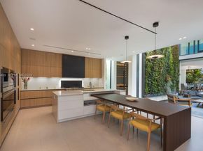 6480 Allison Rd, Miami Beach FL 33141