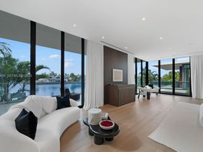 6480 Allison Rd, Miami Beach FL 33141