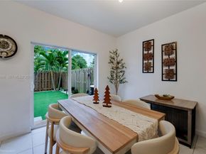 12453 NW 23rd Ct, Miami FL 33167