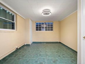 6150 SW 15th St, West Miami FL 33144