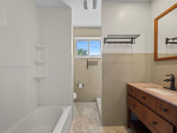 6150 SW 15th St, West Miami FL 33144