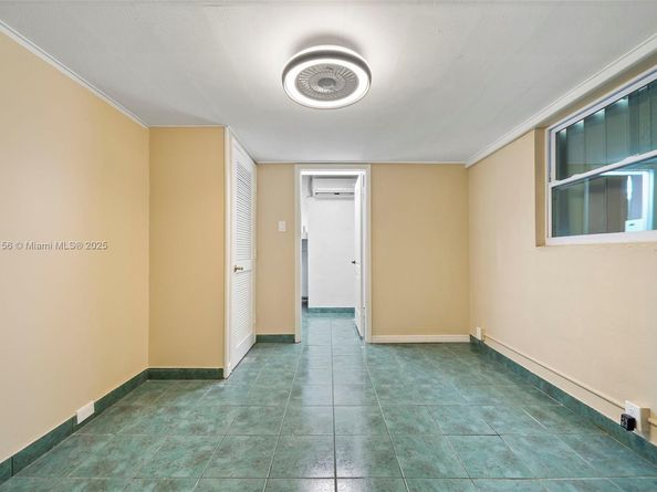 6150 SW 15th St, West Miami FL 33144