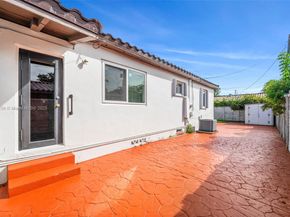 6150 SW 15th St, West Miami FL 33144