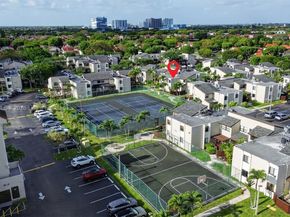 10302 NW 9th St Cir 204, Miami FL 33172