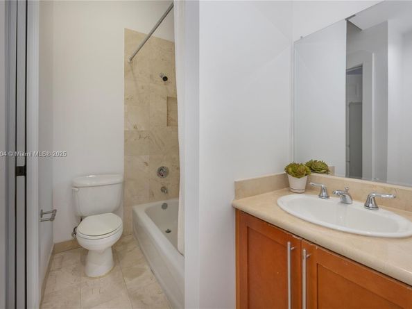 3170 Jackson Ave 5, Miami FL 33133