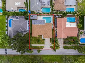 2505 NE 35th Dr, Fort Lauderdale FL 33308
