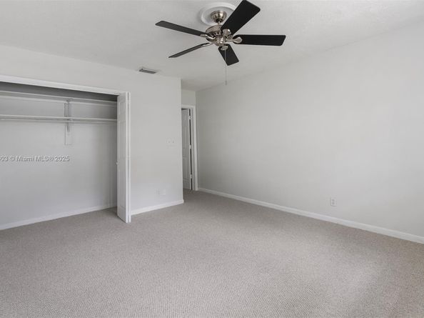 2505 NE 35th Dr, Fort Lauderdale FL 33308