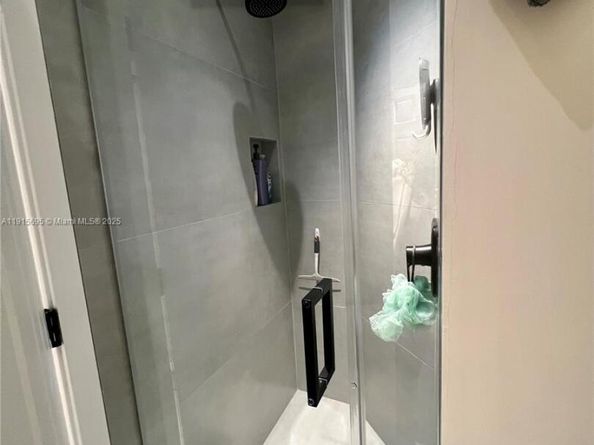 3900 Island Blvd B308, Aventura FL 33160