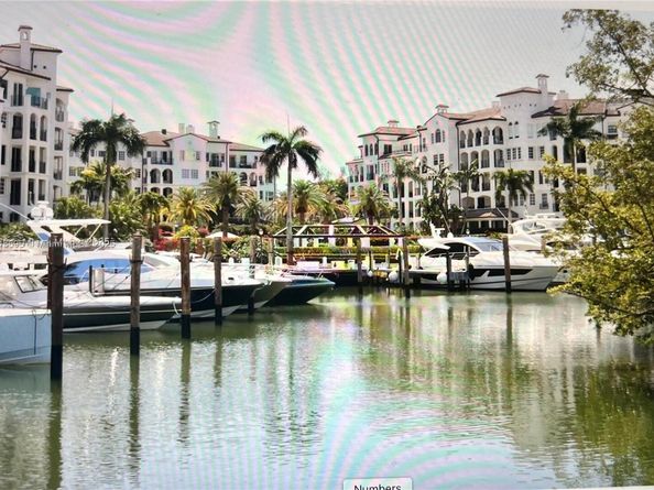 3900 Island Blvd B308, Aventura FL 33160