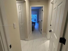 3900 Island Blvd B308, Aventura FL 33160