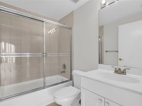 1824 Brickell Ave 4D, Miami FL 33129