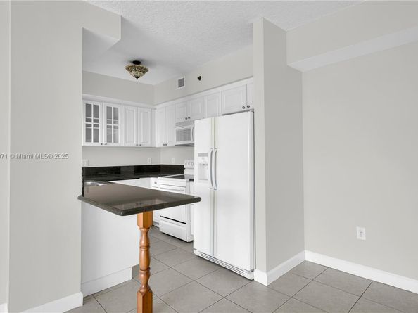 1824 Brickell Ave 4D, Miami FL 33129