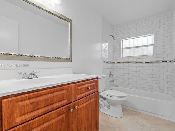 15411 SW 305th St, Homestead FL 33033