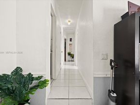 9025 SW 36th St, Miami FL 33165
