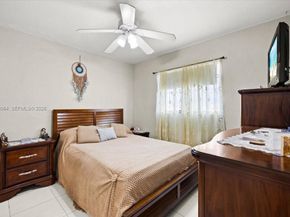 9025 SW 36th St, Miami FL 33165