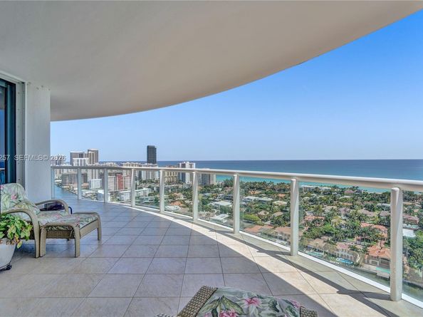 21050 Point Pl 3104, Aventura FL 33180