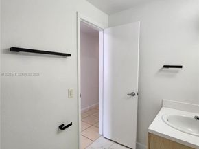 1185 Marseille Dr 209, Miami Beach FL 33141