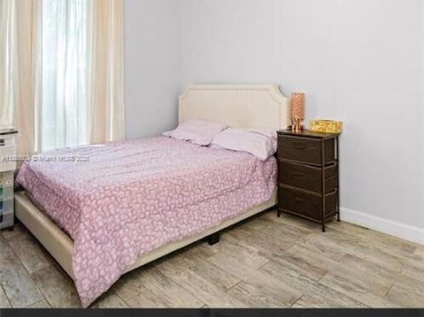 Undisclosed Address #A11886809, Hollywood FL 33312
