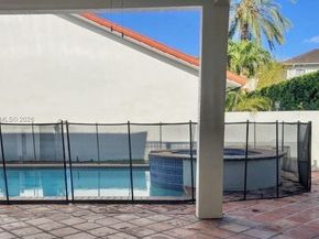 10140 SW 26th Ter, Miami FL 33165