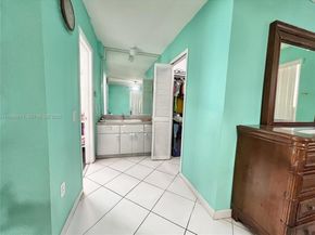 10140 SW 26th Ter, Miami FL 33165