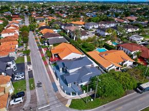 10140 SW 26th Ter, Miami FL 33165