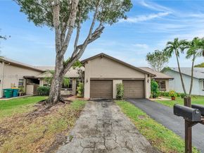 8202 NW 100th Dr, Tamarac FL 33321