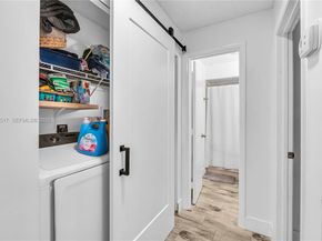 8202 NW 100th Dr, Tamarac FL 33321